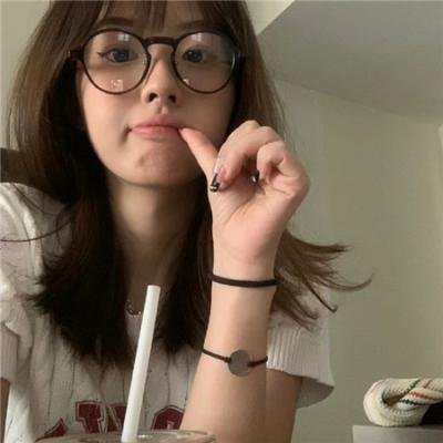 村里来了个洋媳妇